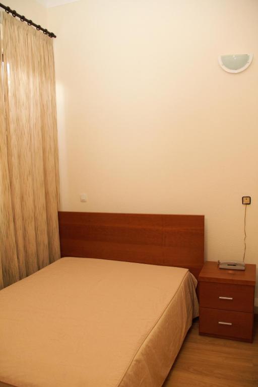 לינה וארוחת בוקר קלוריקו דה ביירה Residencial Parque מראה חיצוני תמונה